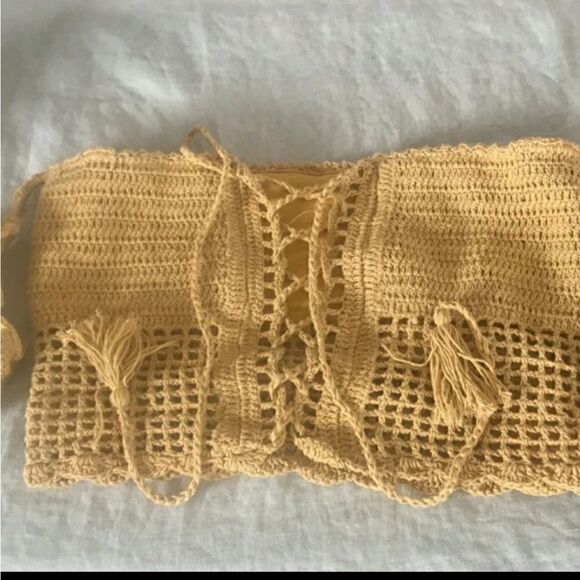 Andi Bangus Crochet top size M - Picture 2 of 3